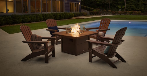 HDPE Outdoor Furniture vs. Traditional Wood